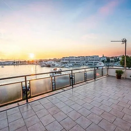 Appartement Amazing Seaview With A Balcony Near The - Kneza Trpimira I *