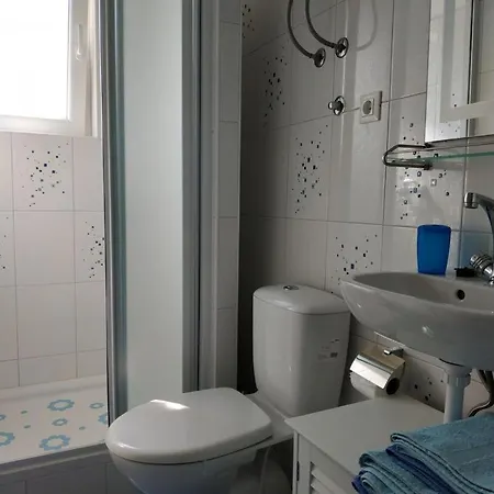 Amazing Seaview With A Balcony Near The - Kneza Trpimira I Apartman *