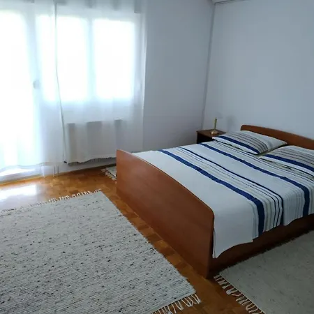 Apartment Amazing Seaview With A Balcony Near The - Kneza Trpimira I *
